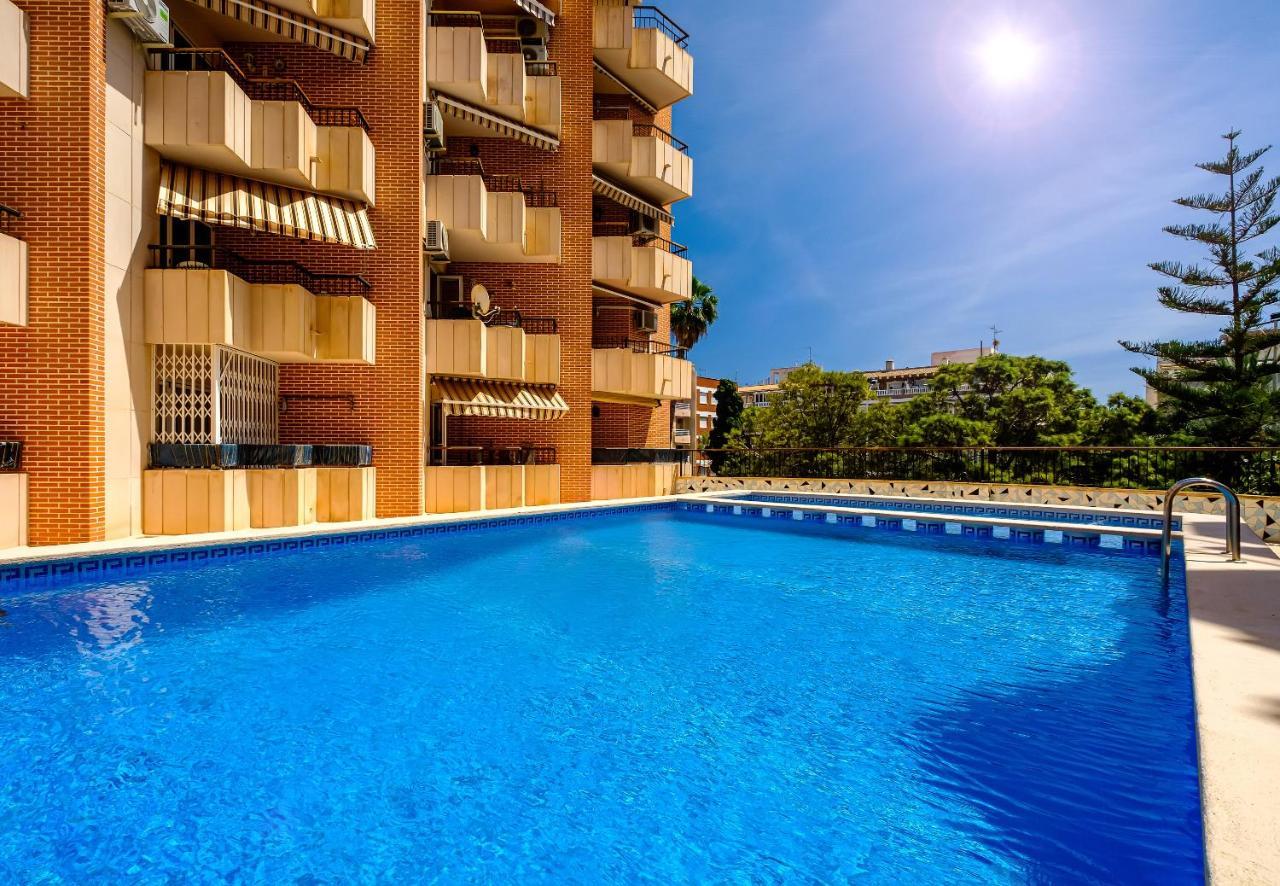 Holiday Royal Suite Concordia Torrevieja Eksteriør billede
