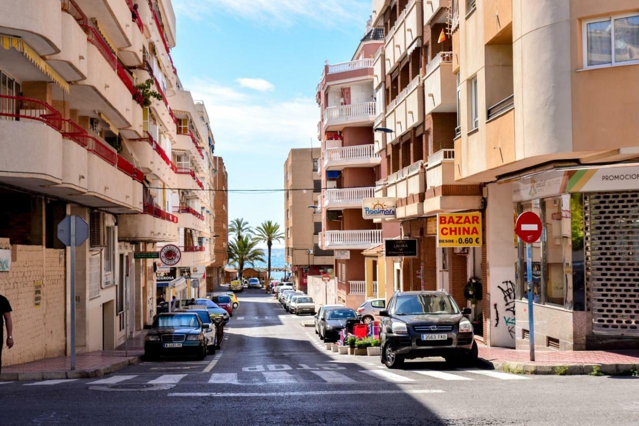 Holiday Royal Suite Concordia Torrevieja Eksteriør billede